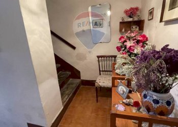 Hall / corridoio - Appartamento via giacomo leopardi
 
36, Poggio San Vicino - foto 17