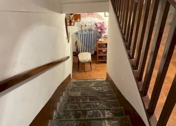 Scale - Appartamento via giacomo leopardi
 
36, Poggio San Vicino - foto 19