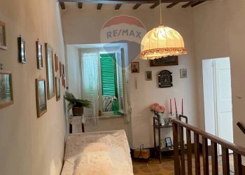 Camera / camera da letto - Appartamento via giacomo leopardi
 
36, Poggio San Vicino - foto 21