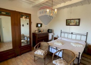 Camera / camera da letto - Appartamento via giacomo leopardi
 
36, Poggio San Vicino - foto 29