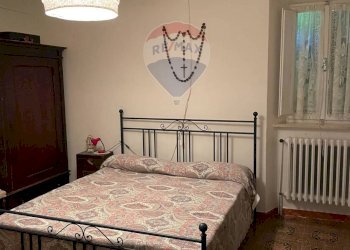 Camera / camera da letto - Appartamento via giacomo leopardi
 
36, Poggio San Vicino - foto 32