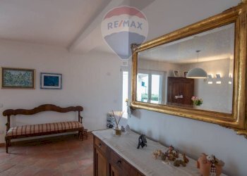 Camera / camera da letto - Villa via valcastagno
 
6, Numana - foto 15
