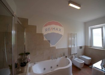 Bagno - Villa via valcastagno
 
6, Numana - foto 22