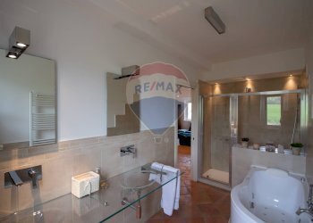Bagno - Villa via valcastagno
 
6, Numana - foto 25