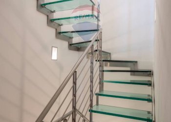 Scale - Villa via valcastagno
 
6, Numana - foto 27