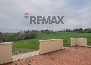 Terrazza - Villa via valcastagno
 
6, Numana - photo 49