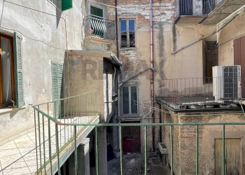 Edificio all\'aperto - Appartamento Vicolo delle Carceri
 
5, Arcevia - foto 33