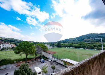 Vista delle montagne - Appartamento Viale Dello Sport
 
7, Castelplanio - foto 10