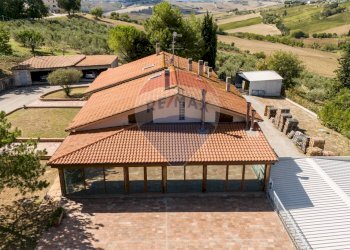 Casa all\'aperto - Independent house via montelatiere
 
14b, San Marcello - photo 7