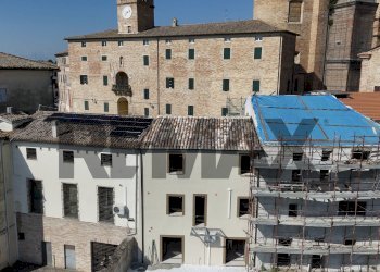Edificio all\'aperto - Appartamento Piazza della repubblica
 
7, Monte San Vito - foto 1
