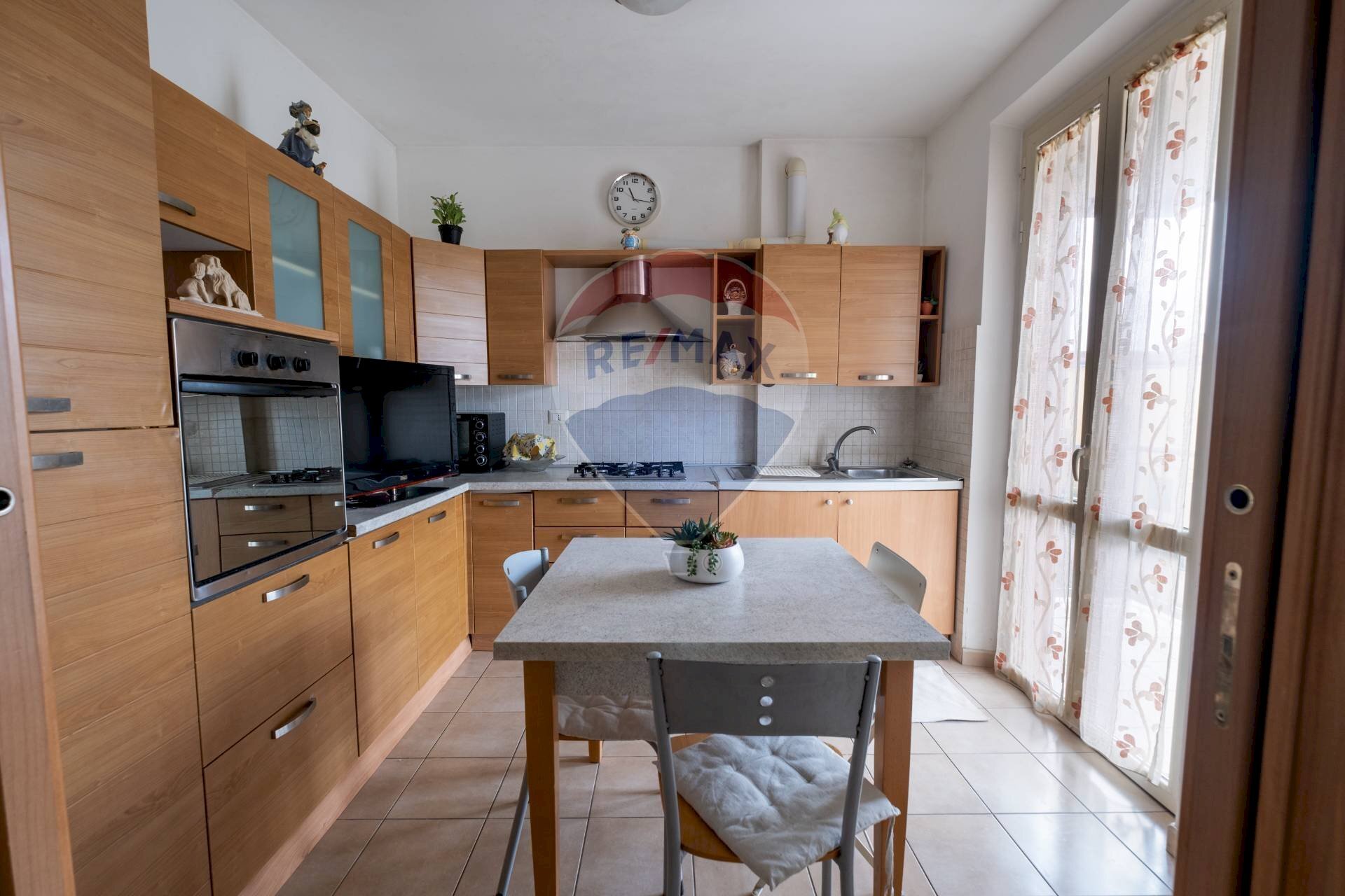 Cucina - Quadrilocale Via Luigi Pieralisi
 
16, Jesi - foto 3