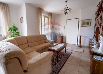 Soggiorno - Quadrilocale Via Luigi Pieralisi
 
16, Jesi - foto 4