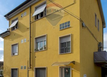 Edificio all\'aperto - Quadrilocale Viale Leonardo da Vinci
 
29, Maiolati Spontini - foto 1