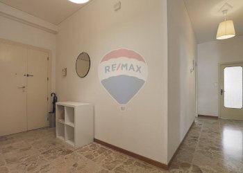 Hall / corridoio - Quadrilocale via Igino Simboli
 
21, Recanati - foto 31