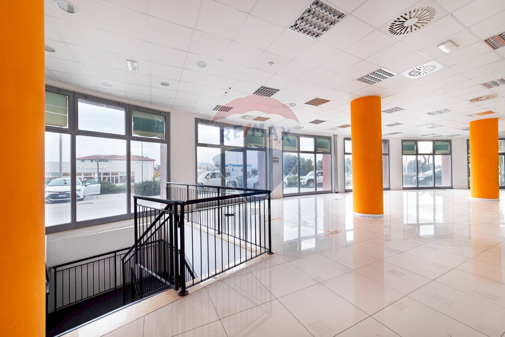 Ricezione / Lobby - Shop Via Pasquinelli
 
2/A, Jesi - photo 3