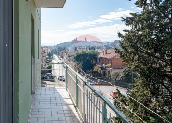 Balcone - Appartamento via Friuli
 
1, Jesi - foto 25