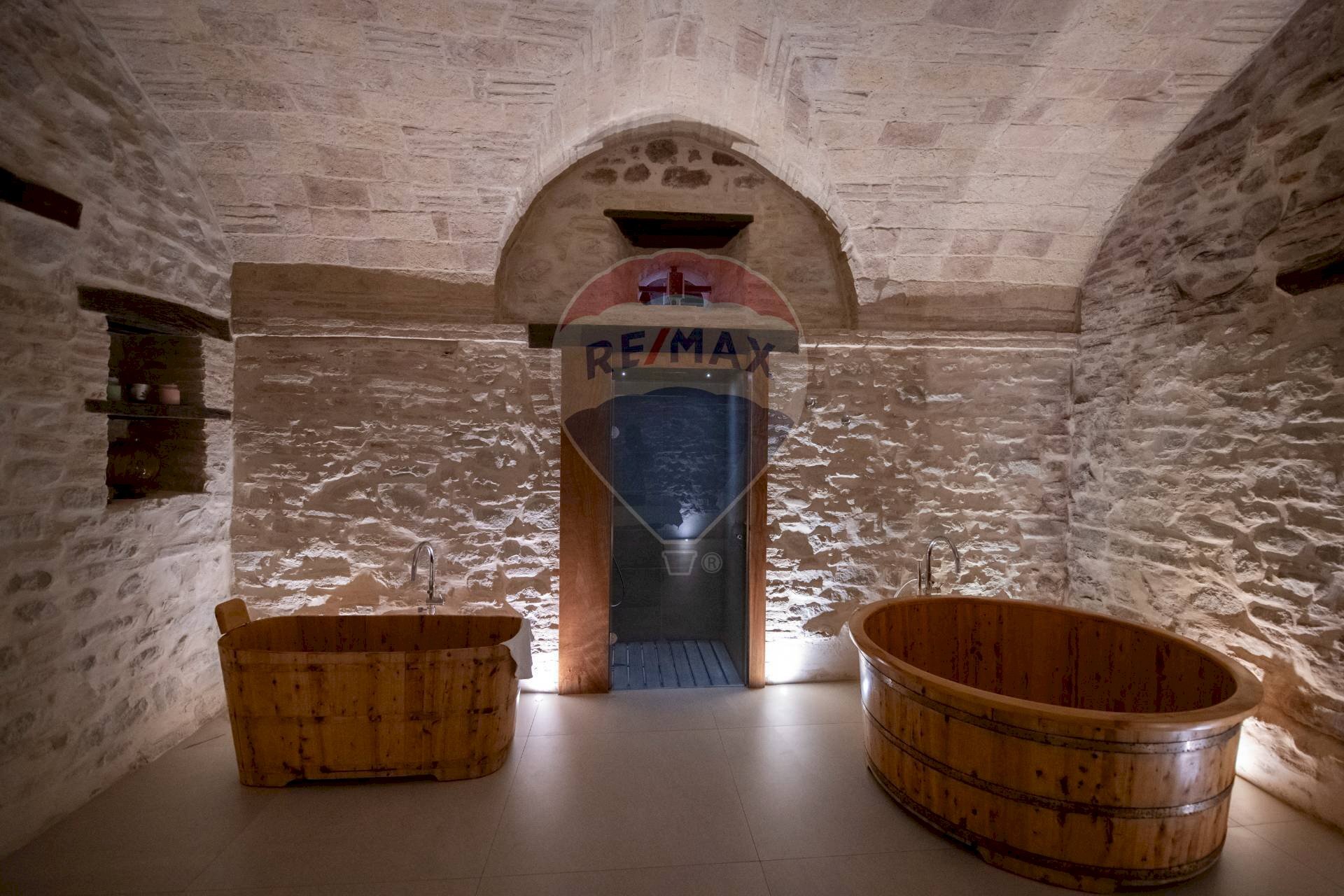 Cantina - Stable - Palace via solferino
 
4, Staffolo - photo 3