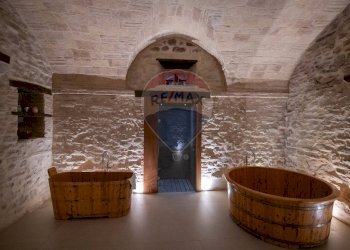 Cantina - Stabile - Palazzo via solferino
 
4, Staffolo - foto 3