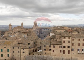 Edificio all\'aperto - Stabile - Palazzo via solferino
 
4, Staffolo - foto 4