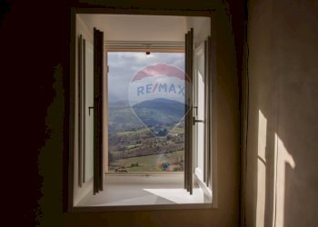 Dettagli - Stabile - Palazzo via solferino
 
4, Staffolo - foto 43