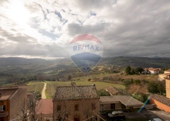 Edificio all\'aperto - Stabile - Palazzo via solferino
 
4, Staffolo - foto 44