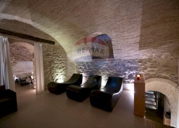 Soggiorno - Stabile - Palazzo via solferino
 
4, Staffolo - foto 55