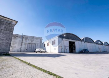 Edificio all\'aperto - Capannone Jesi - foto 33