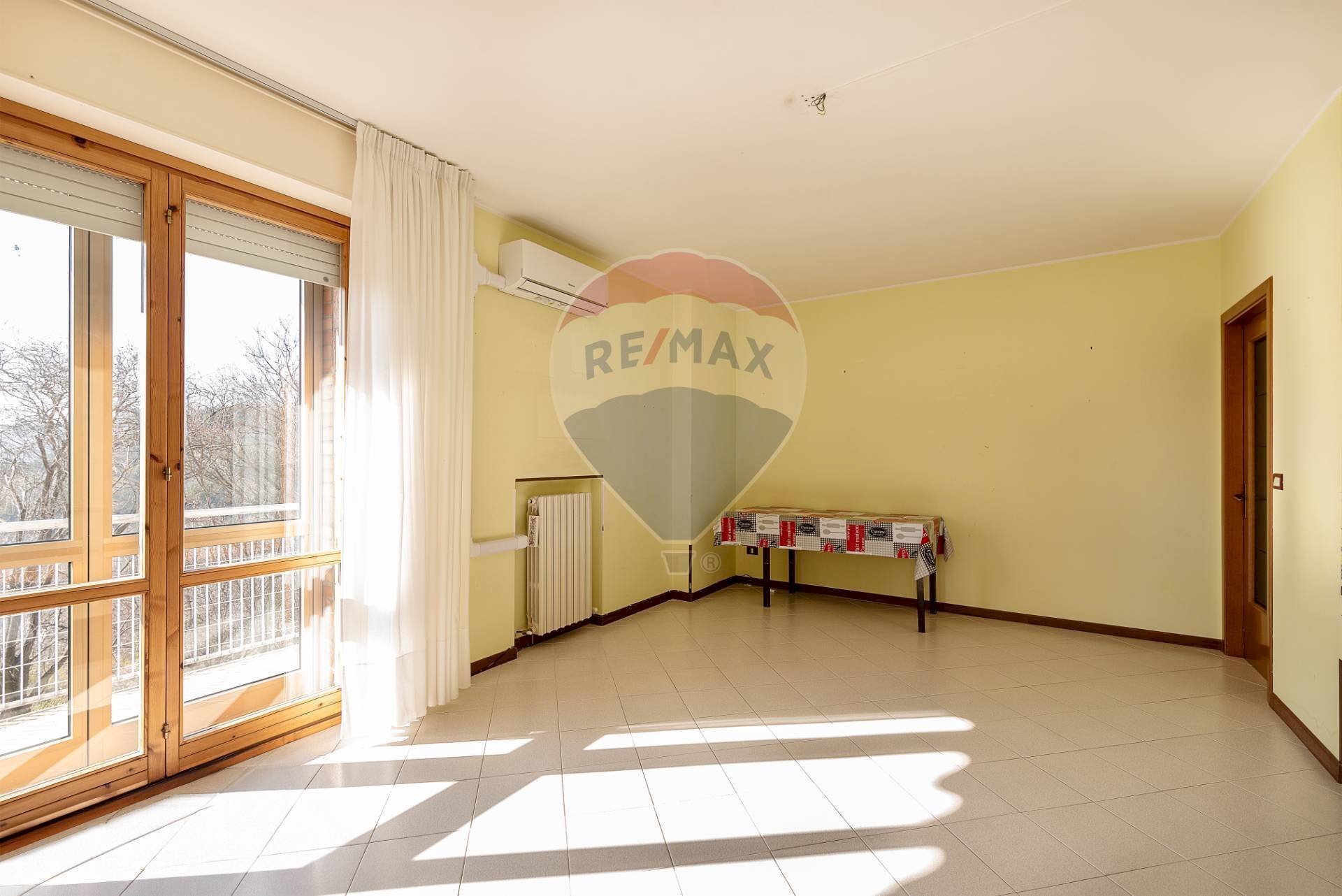 Stanza vuota - Appartamento Massimo D'Azeglio
 
2, Castelplanio - foto 3