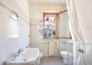 Bagno - Appartamento Massimo D'Azeglio
 
2, Castelplanio - foto 9