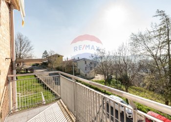 Balcone - Appartamento Massimo D'Azeglio
 
2, Castelplanio - foto 13