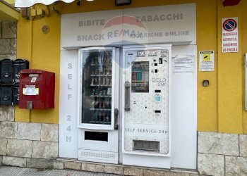 Edificio all\'aperto - Commercial Activity Chiaravalle - photo 3