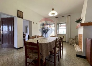 Sala da pranzo - Independent house Carpineto
 
17, Filottrano - photo 32