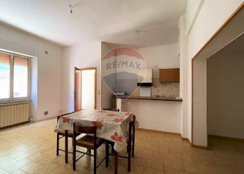 Sala da pranzo - Quadrilocale Arcevia - foto 3