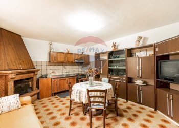CUCINA 1 - Casa indipendente strada del caprile
 
28, Frontone - foto 5