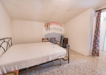 CAMERA DA LETTO 2 - Casa indipendente strada del caprile
 
28, Frontone - foto 13