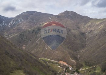 Vista delle montagne - Casa indipendente strada del caprile
 
28, Frontone - foto 30