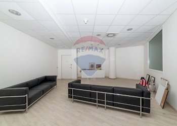 Soggiorno - Ufficio Via Pasquinelli
 
2/A, Jesi - foto 4