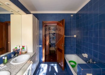 Bagno - Villa via barcaglione
 
17, Falconara Marittima - photo 27