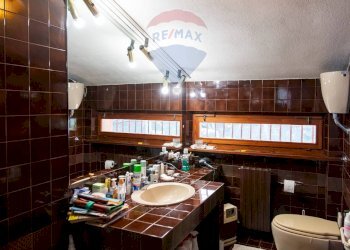 Bagno - Villa via barcaglione
 
17, Falconara Marittima - photo 35