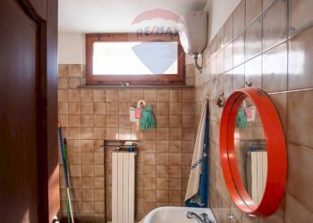 Bagno - Villa via barcaglione
 
17, Falconara Marittima - photo 51