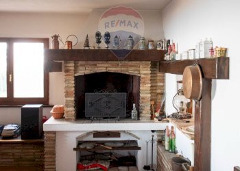 Soggiorno - Villa via barcaglione
 
17, Falconara Marittima - photo 55