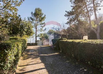 Giardino - Villa via barcaglione
 
17, Falconara Marittima - photo 69