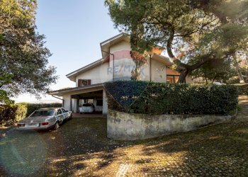 Casa all\'aperto - Villa via barcaglione
 
17, Falconara Marittima - photo 70