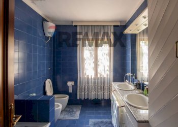 Bagno - Villa via barcaglione
 
17, Falconara Marittima - photo 21