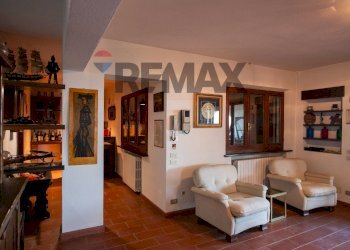 Soggiorno - Villa via barcaglione
 
17, Falconara Marittima - photo 62