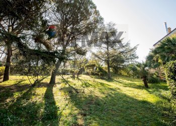 Giardino - Villa via barcaglione
 
17, Falconara Marittima - photo 69