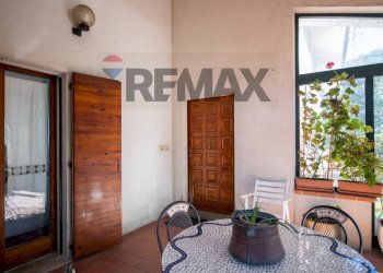 Sala da pranzo - Villa via barcaglione
 
17, Falconara Marittima - photo 74