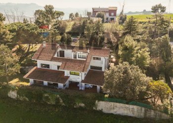 Casa all\'aperto - Villa via barcaglione
 
17, Falconara Marittima - photo 88