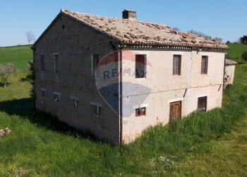 Casa all\'aperto - Rustico Monteschiavo
 
13, Maiolati Spontini - foto 5