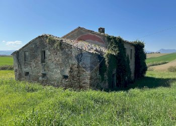 Casa all\'aperto - Rustico Monteschiavo
 
13, Maiolati Spontini - foto 9